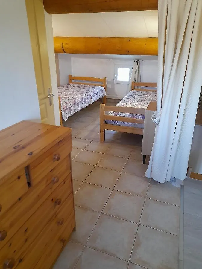 Chambres d'Hôtes Chez Cécile Lagnes 0*,  France
