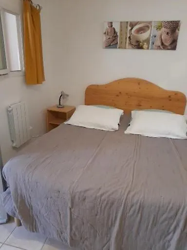 Couette-café Chambres d'Hôtes Chez Cécile Lagnes